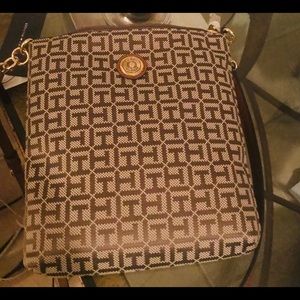 Tommy Hilfiger NWT Crossbody Purse